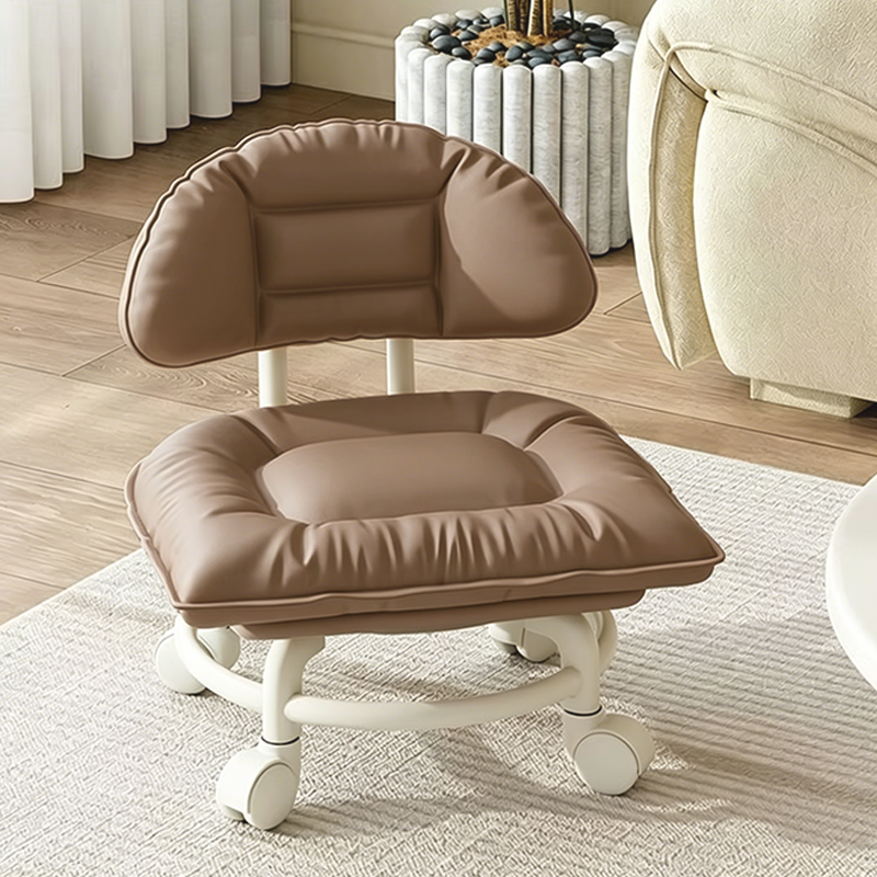 ⚡⚡⚡LAST 44 PCS LEFT!!! 🪑50% OFF NOW! ⏰ Rolling Low Stool with Backrest – Padded seat & silent casters – Perfect for workshops, garages or studios – comfortable and mobile 🛠️✨