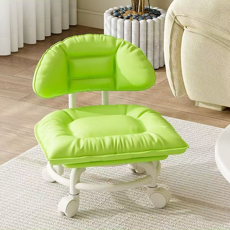 ⚡⚡⚡LAST 44 PCS LEFT!!! 🪑50% OFF NOW! ⏰ Rolling Low Stool with Backrest – Padded seat & silent casters – Perfect for workshops, garages or studios – comfortable and mobile 🛠️✨